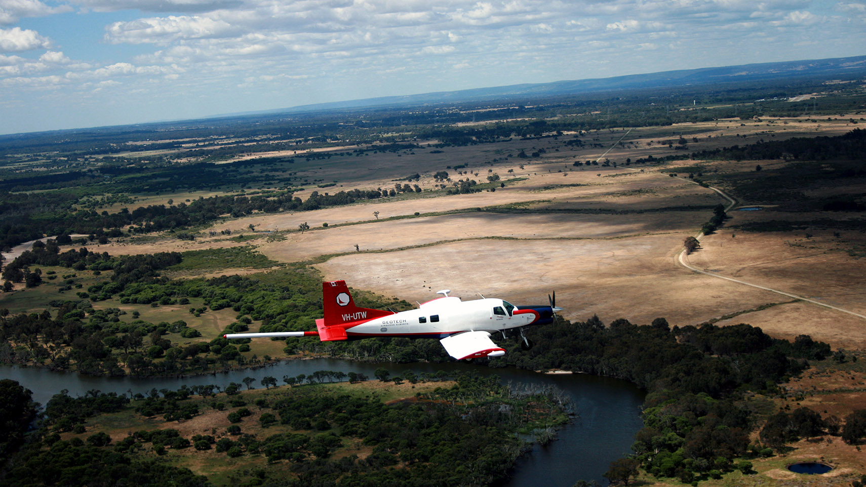 Geotech's PAC750 flying in Australia